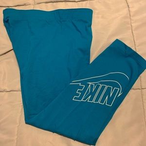 Nike Capri Leggings